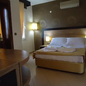 Otel Ayvalik Beach Hotel, Ayvalı